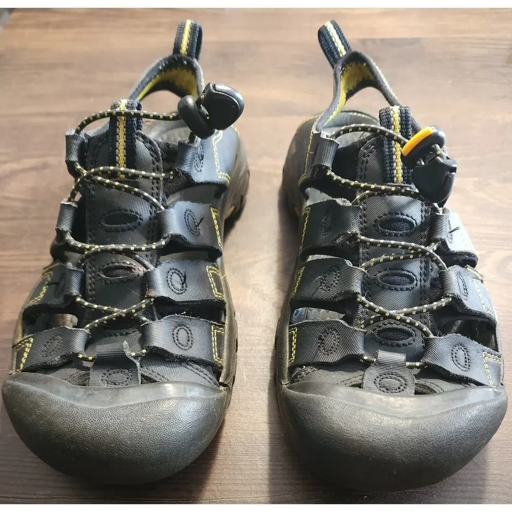 Keen Big Kid Black Yellow Outdoor Water Hiking Sandals Size 5 37